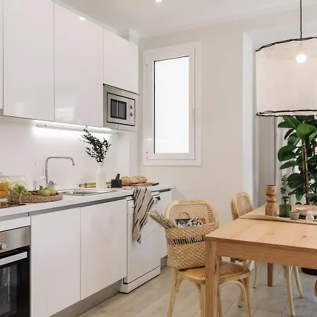 Ona - 2 Bedrooms In Sant Gervasi Barcelona